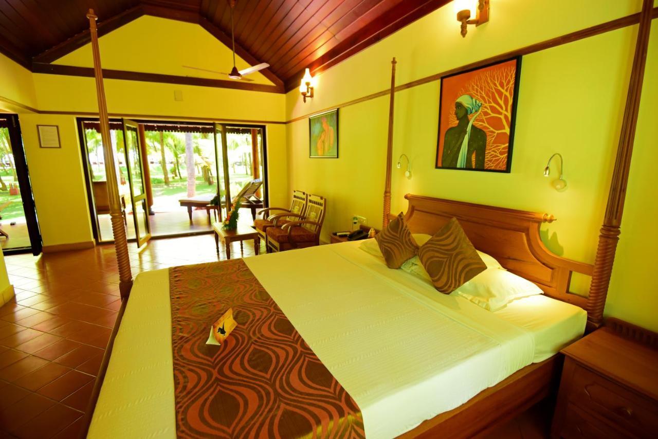 The Nattika Beach Resort Thrissur Buitenkant foto