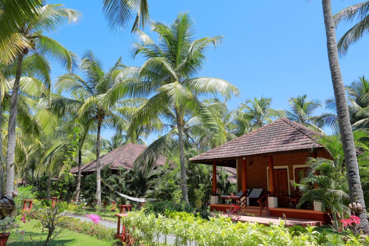 The Nattika Beach Resort Thrissur Buitenkant foto