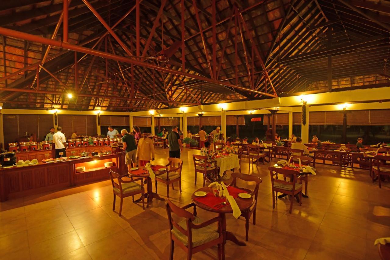 The Nattika Beach Resort Thrissur Buitenkant foto