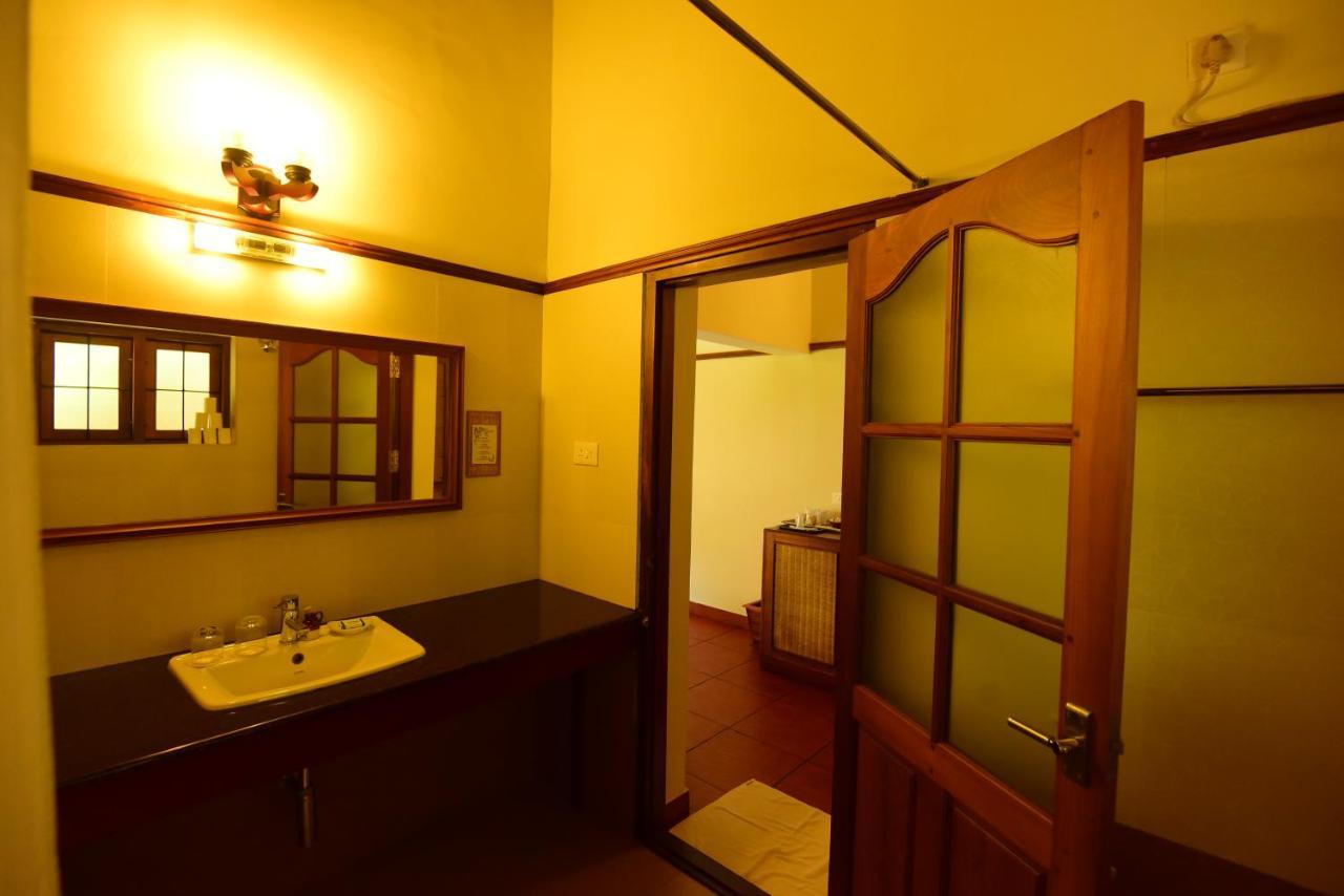 The Nattika Beach Resort Thrissur Buitenkant foto